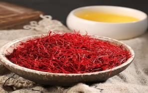 خرید مایع عصاره زعفران طبیعی با قیمت استثنایی