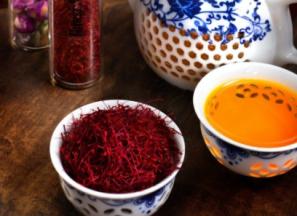 عصاره زعفران مایع اصل خالص | خرید با قیمت ارزان